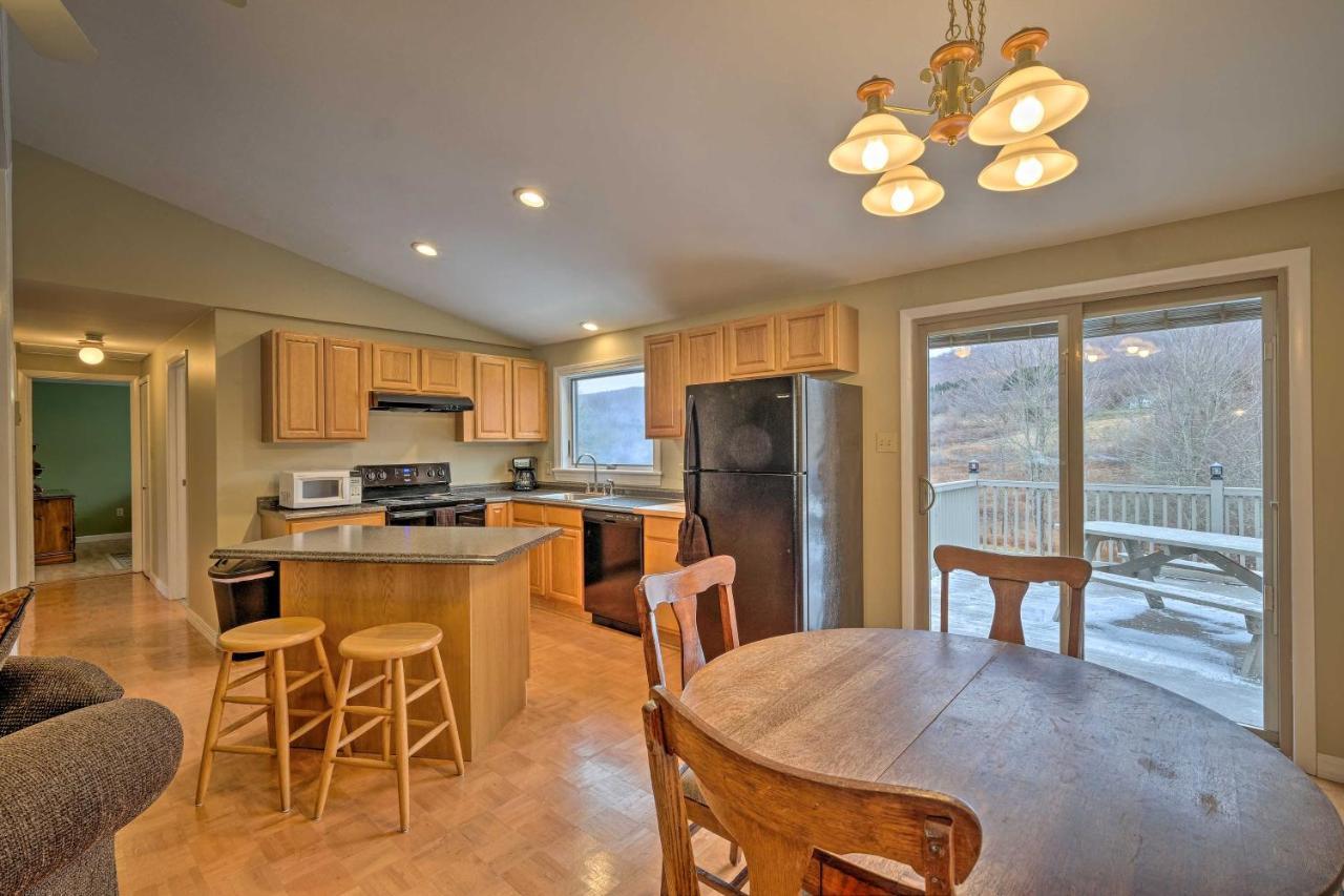Quiet Catskills Getaway With Deck And Mtn Views New Kingston Exterior photo