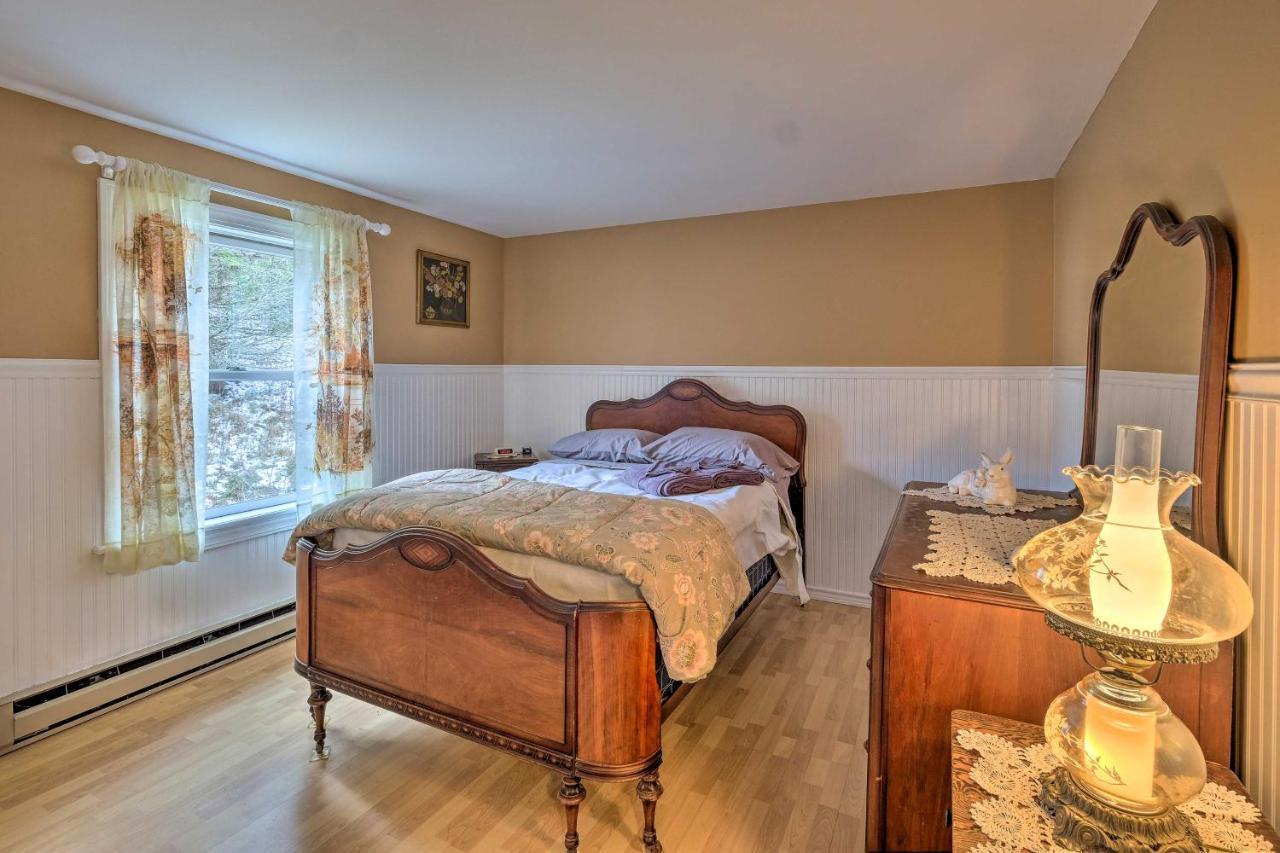 Quiet Catskills Getaway With Deck And Mtn Views New Kingston Exterior photo